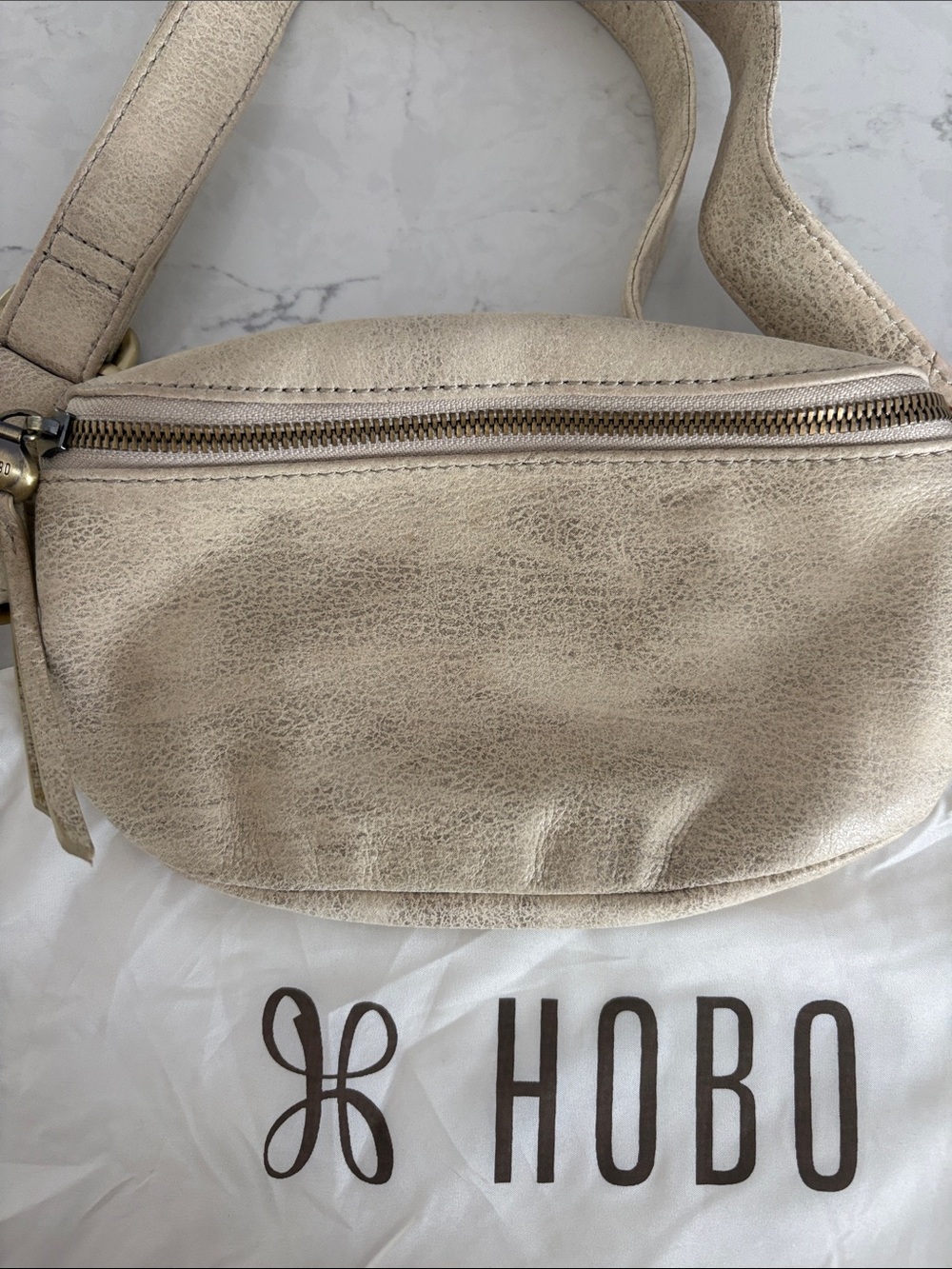 HOBO Neutral Beige Leather Mini Belt Bag. - Picture 3 of 7